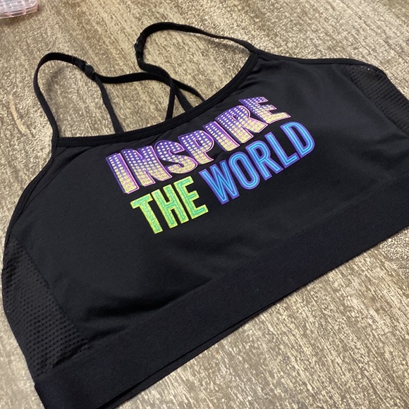 Athletic Works Strappy Back Mesh Sports Bra - Picture 5 of 10